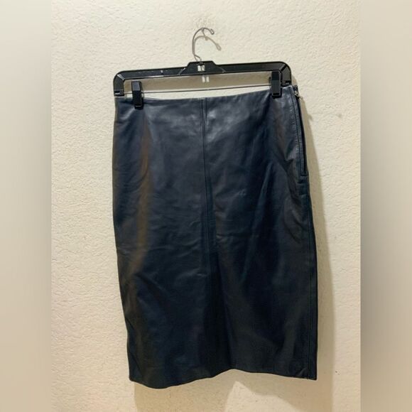 Zara women Faux Leather Pencil Skirt navy blue  size XS - Picture 1 of 5